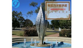 不銹鋼雕塑?chē)娖嵩趺磭?>
                        </div>
                    <div   id=