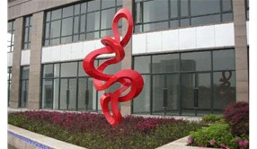 不銹鋼雕塑是如何凸顯特色的